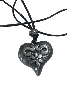 Black Heart Pendant Necklace with Floral Accent
